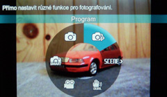 Samsung ST550: jedno LCD nestačí