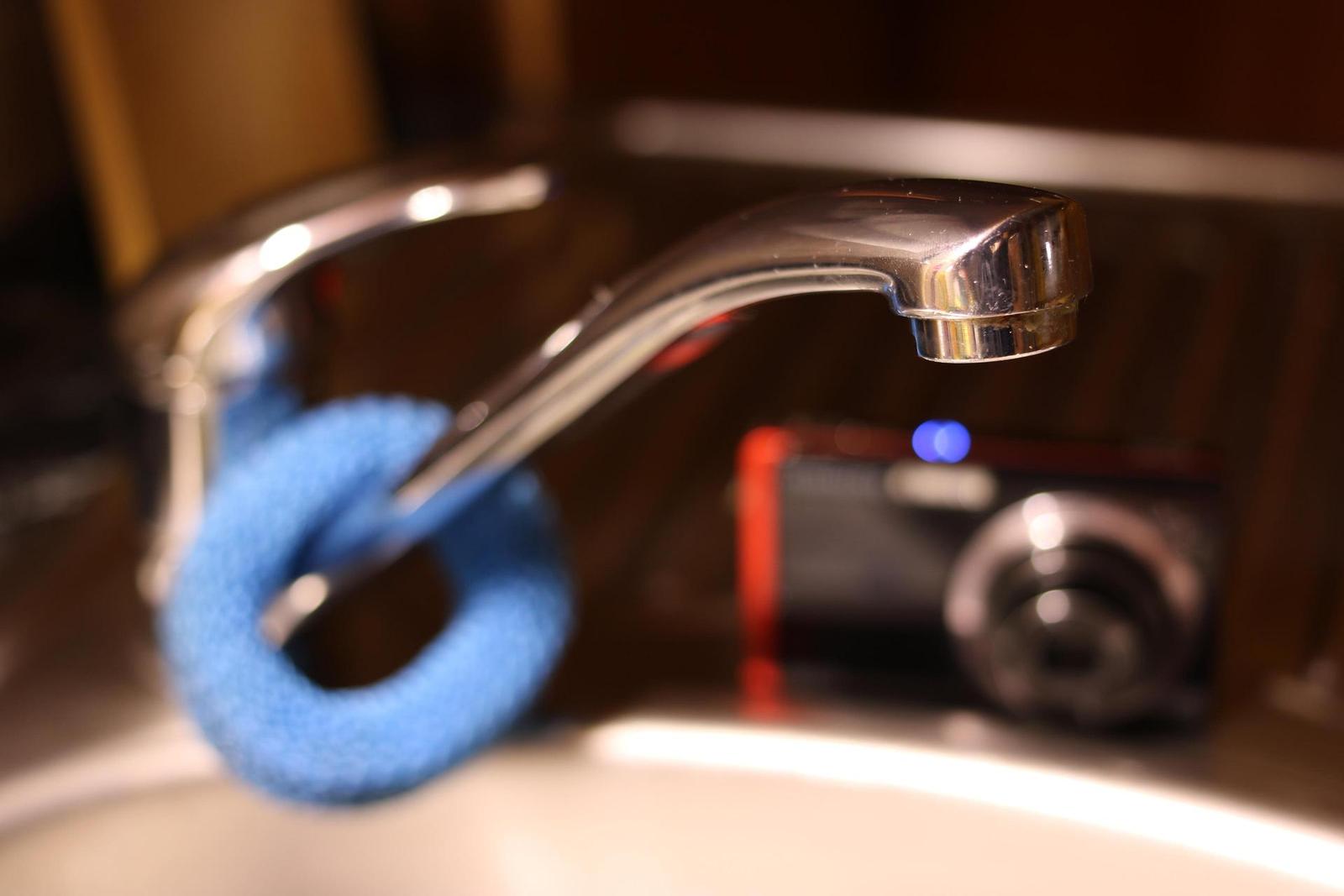 Canon EF 40mm f/2.8 STM