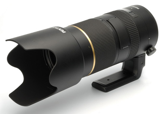 CES 2015 u Ricohu: DSLR, skládací zoom a nové teleobjektivy