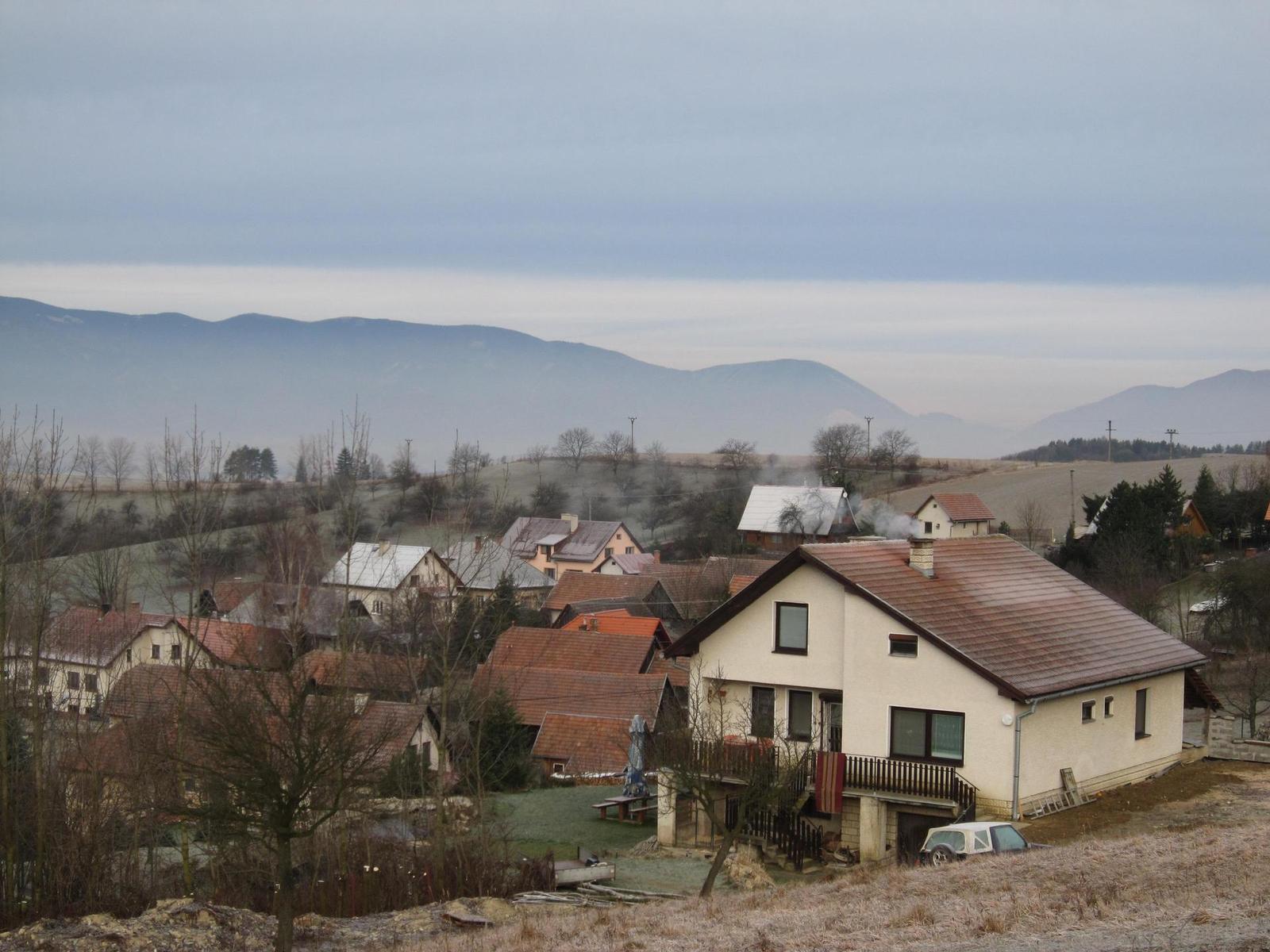 Canon IXUS 200 IS: poprvé dotykově