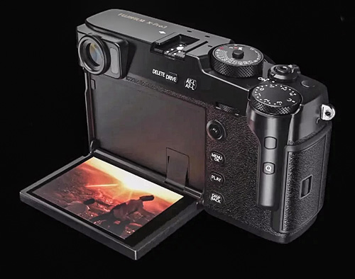 Fujifilm vyvíjí X-Pro3 se skrytým LCD