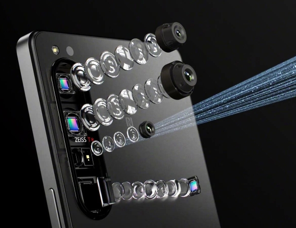 Sony věří, že smartphony do roku 2024 kvalitou fotek překonají DSLR a CSC