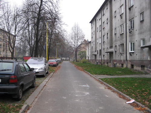 Canon PowerShot A1000 IS: ve stínu předchůdce