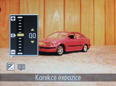 Nikon Coolpix S3000: kapesní trpaslík