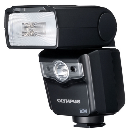 Olympus vyvíjí objektivy 75mm F1.8, 60mm F2.8 Macro a nový blesk FL-600R