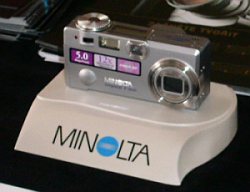 Pět milionů od Minolty!