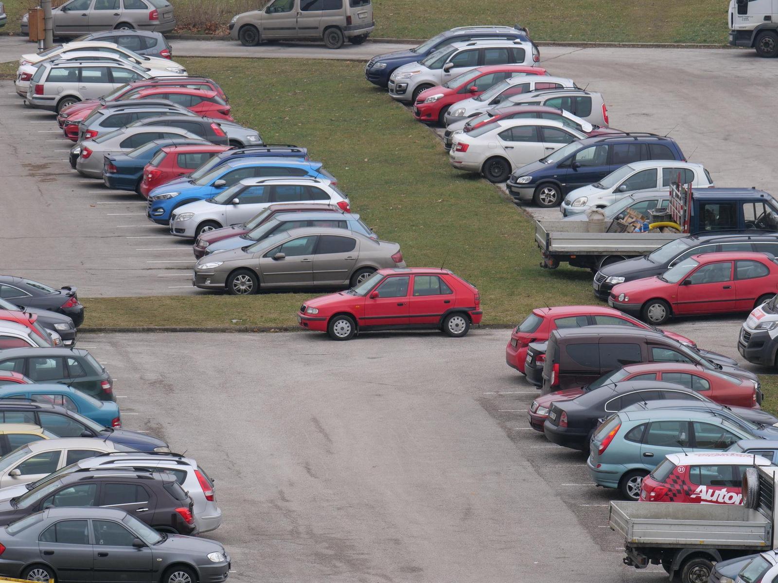 Panasonic Leica DG Elmarit 200mm / F2.8 / Power O.I.S.