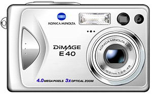 Stejný kompakt uvádí Konica Minolta, Minox i Umax