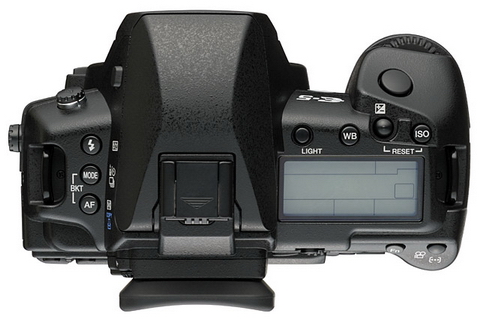 Olympus přichází se zrcadlovkou E-5