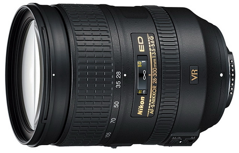Objektiv Nikkor AF-S 28-300 mm pro full frame
