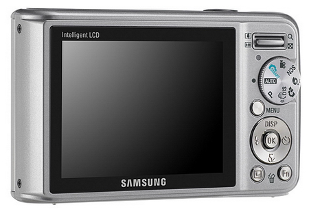 Samsung přichází se třemi novými kompakty