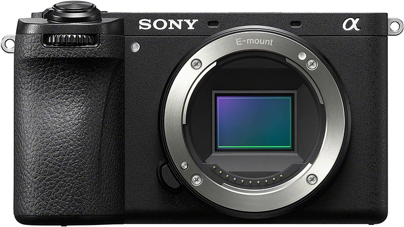 Ekologie ad absurdum? Sony A6700 "nelze nabít", v balení není nabíječka ani kabel