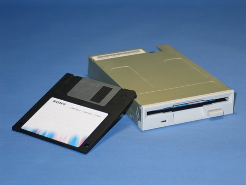 Téma pro tento měsíc - Záloha a přenos fotografií, díl I.