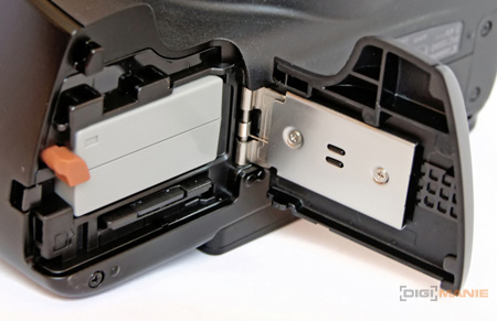 Canon PowerShot SX30 IS: sebevědomý rekordman