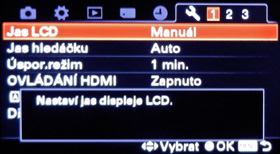 Sony Alpha SLT-A35: úspěšně proti zrcadlovkám