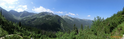 Casio EXILIM ZR100: kapesní formule