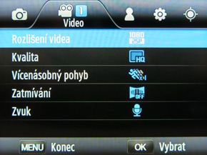 Samsung NX1000: sněhobílý bezdrát