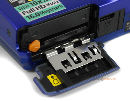 Nikon Coolpix S6300: vlk v rouše beránčím