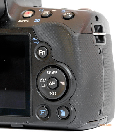 Sony Alpha SLT-A35: úspěšně proti zrcadlovkám