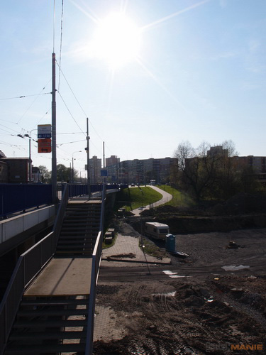 Olympus XZ-1: trefa do černého