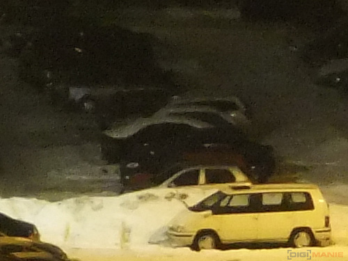 Fujifilm FinePix F300EXR: klame tělem