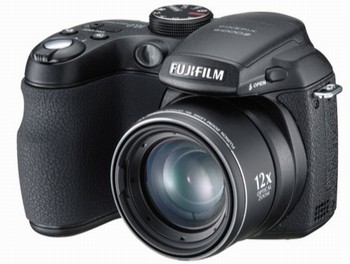 Fujifilm FinePix S1000fd: malý 12× ultrazoom