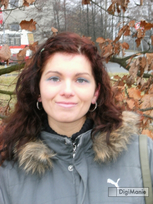 FinePix F480: levný kompakt se širokoúhlým objektivem