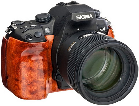 Zrcadlovka Sigma SD1 ve speciální "dřevěné" edici