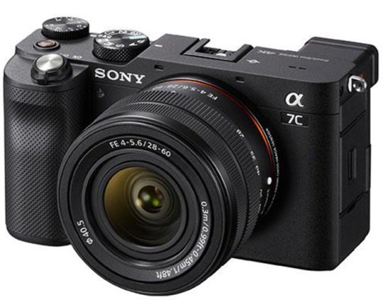 Unikají první snímky Sony A7c, půjde o opravdu malý full frame