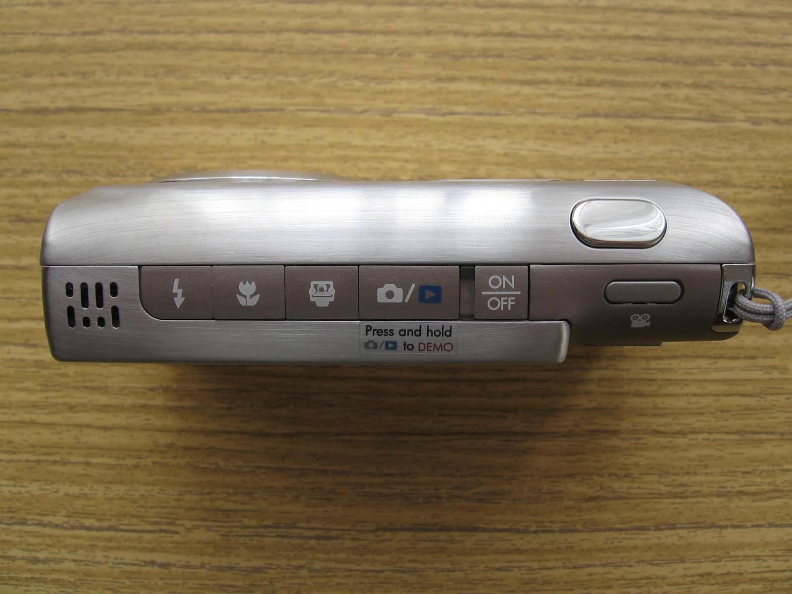 HP Photosmart R927: Vyvážené stříbro