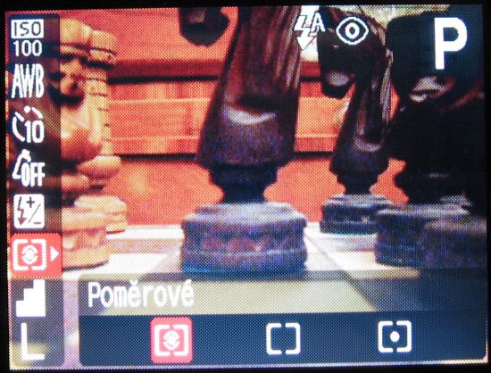 Canon PowerShot A700: Mezi kompaktem a ultrazoomem