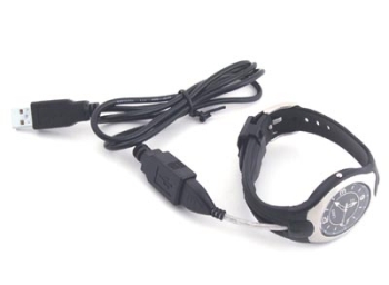 Hodinky s vodotryskem dat a kudla s USB