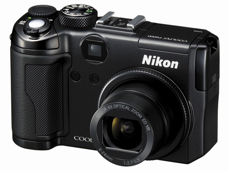 Nikon uvádí nový výkonný kompakt s GPS, model Coolpix P6000