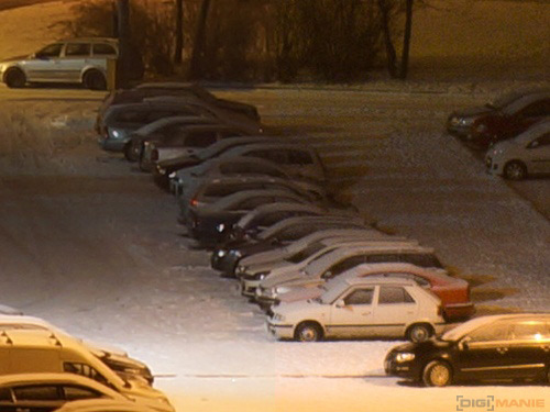 Sony SLT-A77: megapixelový přeborník