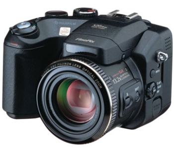 Profikompakt s SR-snímačem od Fuji