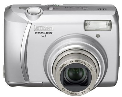 Nikon Coolpix L1: Našlápnutý automat
