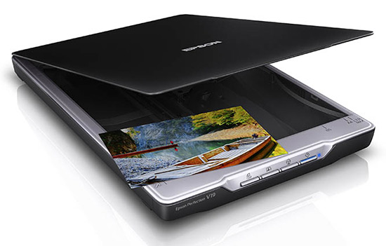 Nový stolní skener Epson Perfection V19