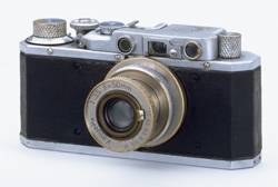 Canon slaví 80 let od vzniku prvního fotoaparátu Kwanon