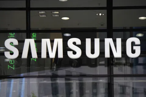 Samsung láká na Galaxy Z Fold8. Přinese zcela nový tvar