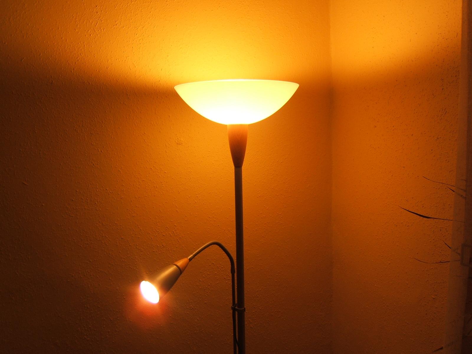 FinePix E500: robustní kapesní čtyřmegapixel