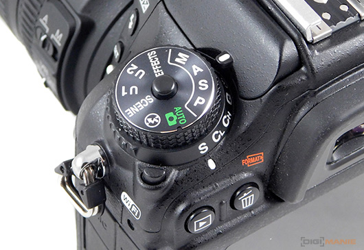 Nikon D7200: přesvědčivé zrcadlo