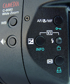 Olympus Camedia C-8080: Šlechtic mezi vyšší třídou