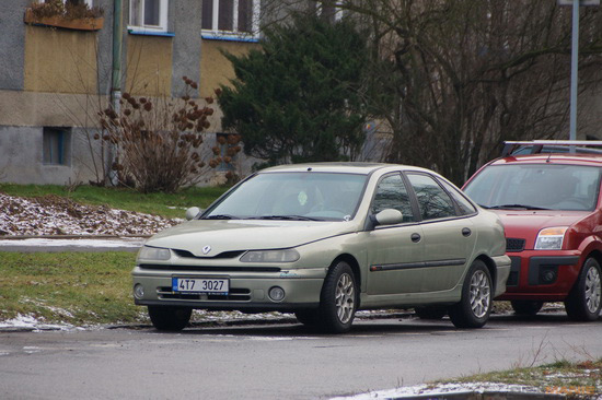 Sony SAL-18250 (DT 18-250mm F3,5-6,3)