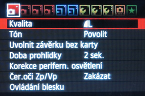 Canon EOS 60D: na pomezí dvou světů