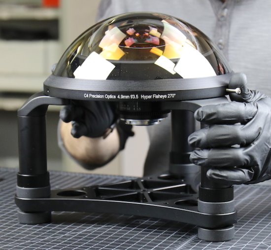 Lensrentals si vyrobili šílený objektiv s 270° úhlem záběru