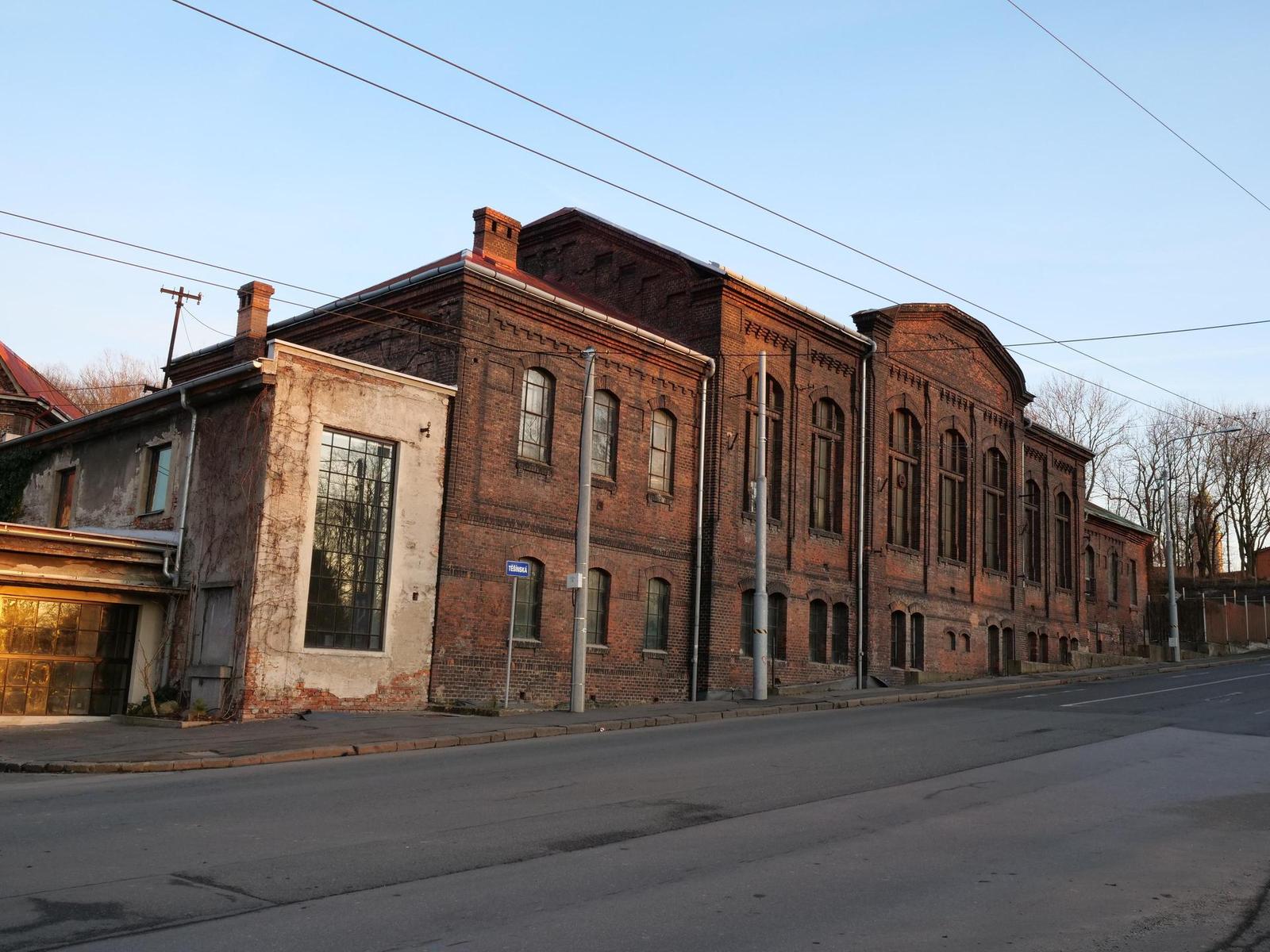 Panasonic Leica DG Summilux 15mm / F1.7 ASPH