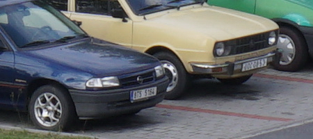 Sony Carl Zeiss Vario-Tessar T* 16-70mm F4 OSS (SEL1670Z)