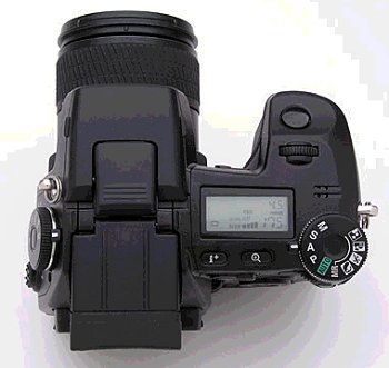 Minolta DiMAGE A1 prodlužuje sedmičkovou řadu