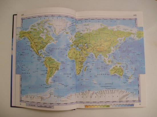 Olympus Camedia C-470 Zoom: Americký D-590