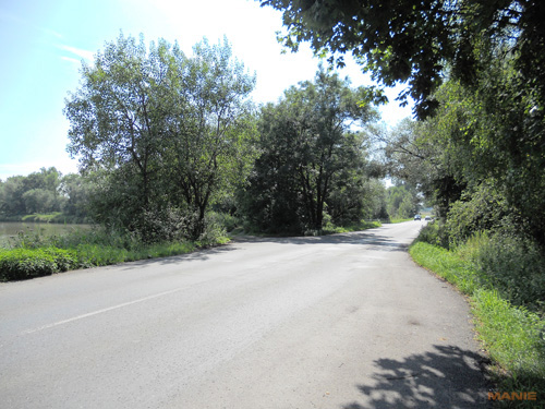 Nikon Coolpix S3000: kapesní trpaslík